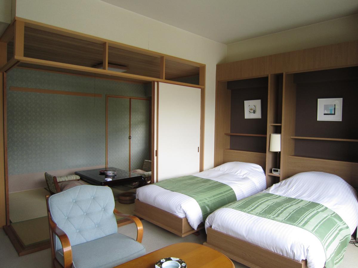 Spax Kusatsu 3*